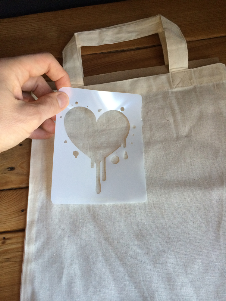 Heart_tote_Stencil1_3