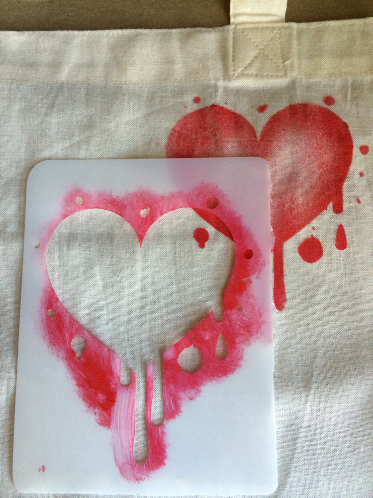 Heart_tote_Stencil1_8