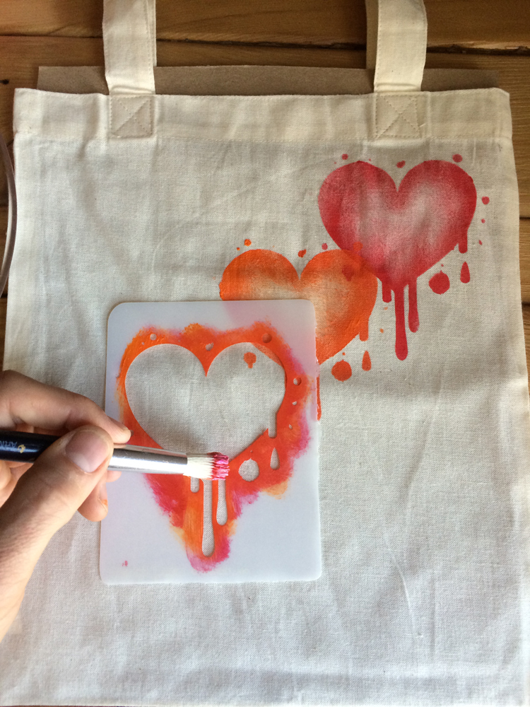 Heart_tote_Stencil1_8b