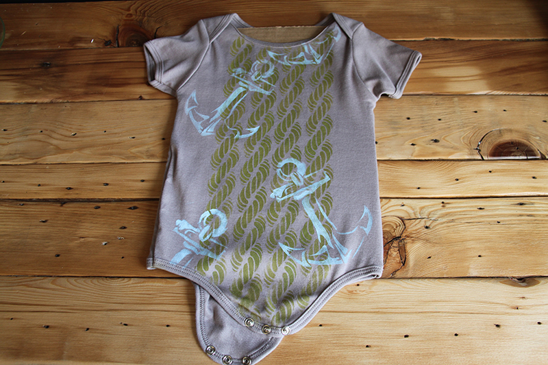 Stencil1_Onesie_12