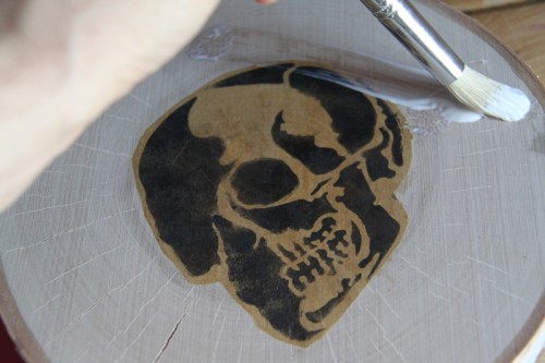 Stencil1_skull_modpodge5